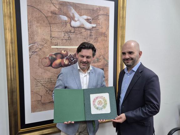 Imagen de la noticia:La Xunta presenta en el estado brasileño de Paraná las ventajas del retorno como una oportunidad de futuro tanto para quien ...