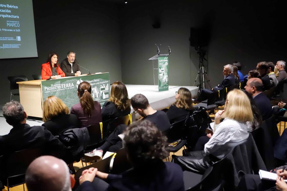 Imaxe 3 de 3 asociada á nova