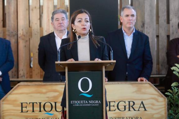 Imagen de la noticia:La Xunta promociona la industria conservera gallega y los productos agroalimentarios artesanales en la `IX Etiqueta Negra, l...