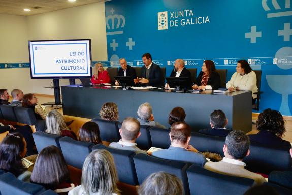 Imaxe da nova:López Campos salienta que a adaptación da Lei de Patrimonio Cultural permitirá axilizar trámites e garantir unha protección máis ef...