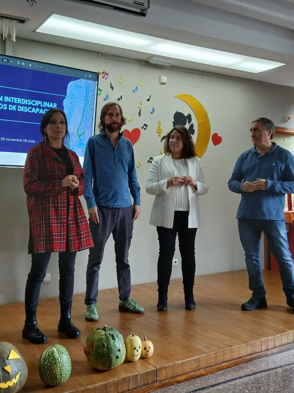 Imagen de la noticia:La Xunta colabora con la Asociación Gallega de Linfedema a través de iniciativas que den visibilidad a estas patologías y a ...