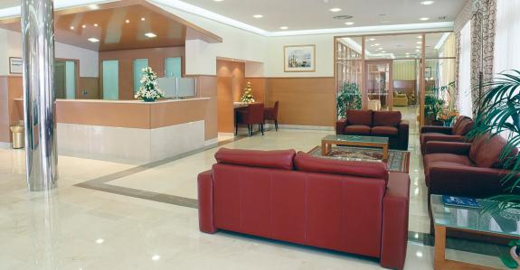 Imaxe da nova:Se amplía el plazo para optar a la línea de ayudas de 5 M€ para el embellecimiento de establecimientos situados en la franja de la ...