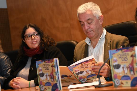 Imaxe da nova:Valentín García enxalza “o poder dos libros na creación de imaxinarios e no uso da lingua”