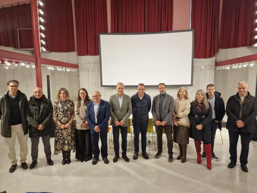 Imaxe 1 de 3 asociada á nova