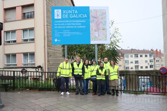 Imaxe da nova:O delegado territorial supervisa o comezo das obras da rúa Emilia Pardo Bazán na cidade de Ourense