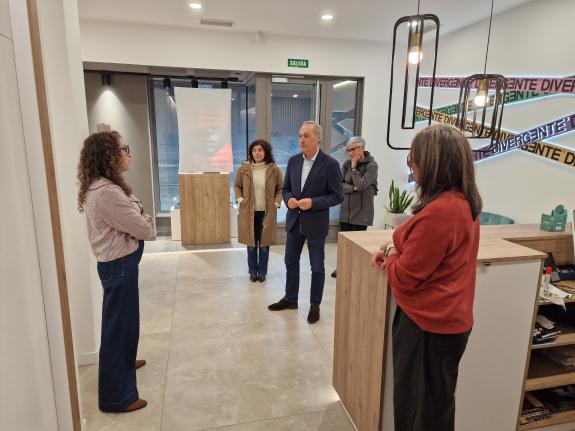 Imaxe da nova:A Xunta fomenta a contratación de persoas desempregadas con 450.000 euros en axudas na área territorial de Pontevedra