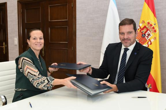 Imaxe da nova:López Campos asina un convenio por valor de 83.000€ co concello de Bande para o equipamento da Reitoral
