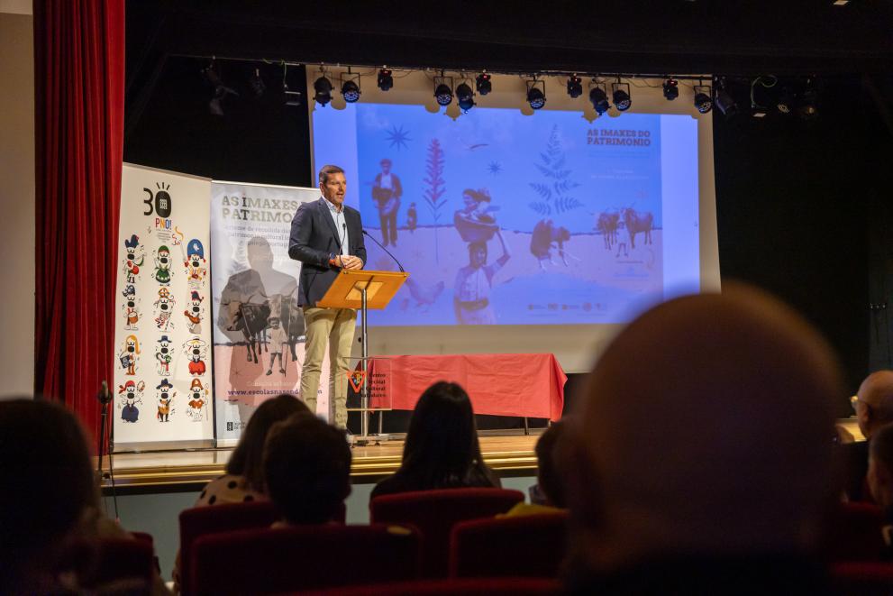 Imaxe 2 de 3 asociada á nova