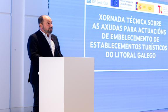 Imaxe da nova:Turismo de Galicia anima a los titulares de establecimientos de la franja costera a que soliciten las ayudas al embellecimiento del...