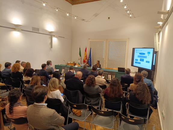 Imagen de la noticia:La Xunta comparte la experiencia de la Agencia de Protección de la Legalidad Urbanística con representantes de distintas com...