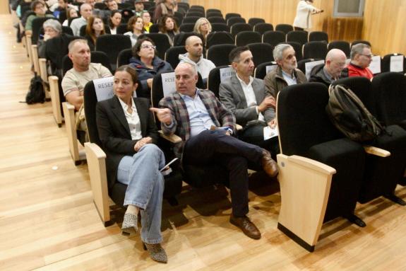 Imagen de la noticia:Villaverde pon o proxecto Apromex como exemplo de que a investigación axuda na sostibilidade dos recursos mariños