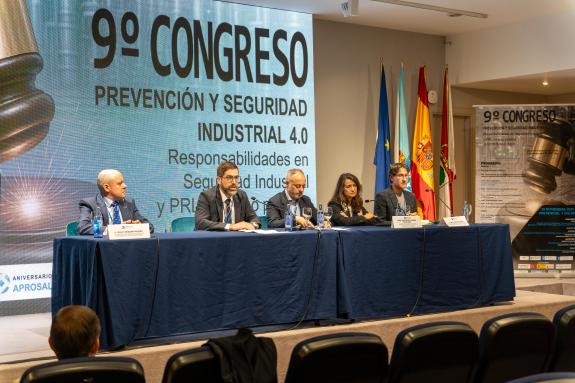 Imagen de la noticia:La Xunta pone en valor el 9º congreso sobre prevención y seguridad industrial 4.0 para acercar a las empresas las posibilida...