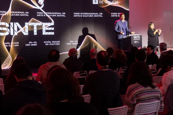 Imaxe da nova:A Xunta comprométese a situar Galicia na vangarda das artes dixitais na inauguración do foro ‘Sinte’