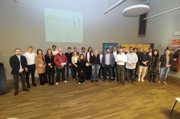 Imagen de la noticia:La Xunta reivindica la colaboración entre empresas tractoras y startups como motor de la innovación gallega