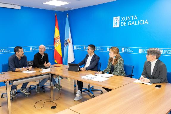 Imagen de la noticia:Xunta e Agade analizan asuntos de interese para os depuradores de moluscos da comunidade