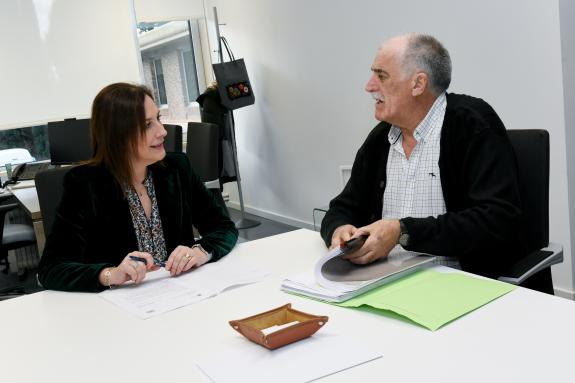 Imaxe da nova:A Xunta avalía vías de colaboración co Concello de Arzúa para mellorar as súas infraestruturas rurais