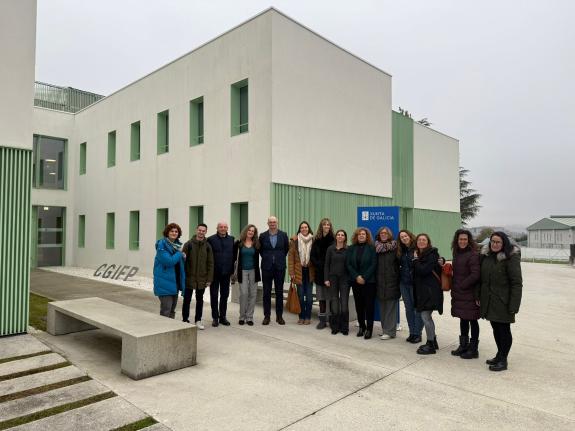 Imaxe da nova:Profesores de centros de FP de Barcelona, Alicante e Milán coñecen os proxectos punteiros do Eduardo Barreiros