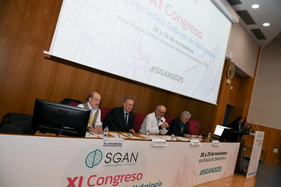 Imaxe da nova:Gómez Caamaño subliña a colaboración entre NefroCHUS e a Sociedade Galega de Nefroloxía na elaboración do mapa das enfermidades ren...