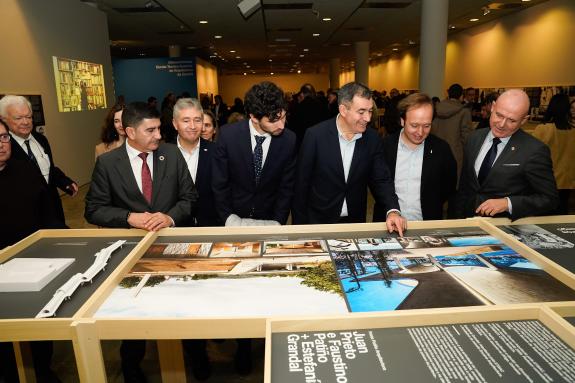 Imagen de la noticia:La Xunta felicita a la Escuela Técnica Superior de Arquitectura de A Coruña por sus 50 años