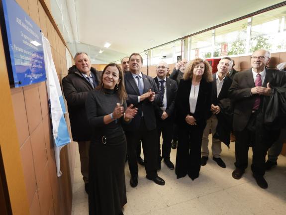 Imagen de la noticia: Villaverde ensalza la dilatada trayectoria del catedrático de navegación José Manuel Costas