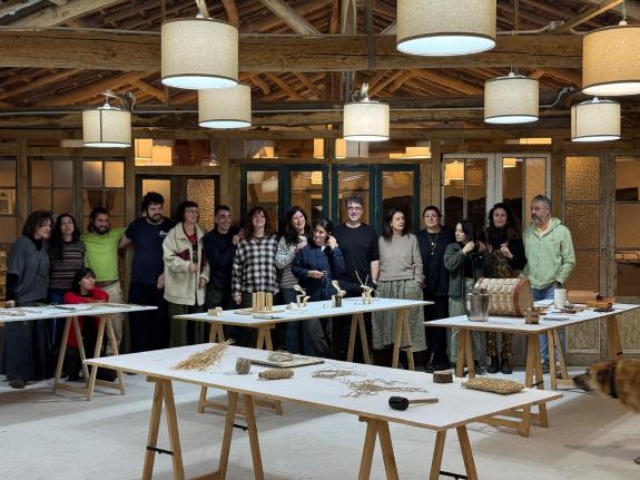 Imagen de la noticia:La Xunta cierra en Chantada la primera edición de su Laboratorio de fibras vexetais Fibranzas, centrado en la profesionaliza...