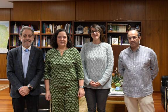 Imagen de la noticia:Belén do Campo traslada el apoyo de la Xunta a la recientemente constituida Asociación de Vecinos de Xuxán