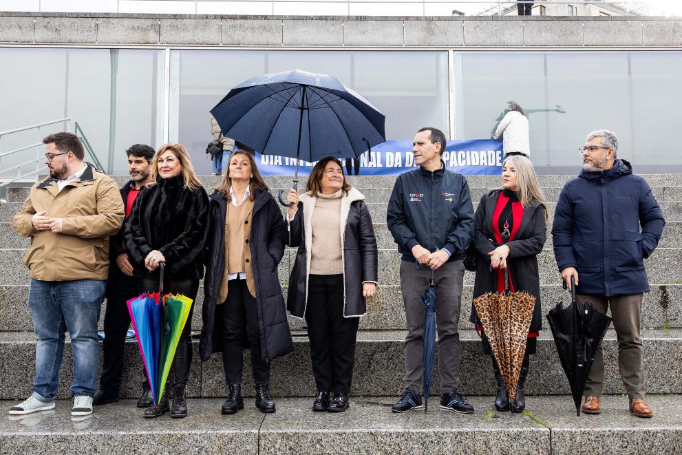 Imaxe 1 de 3 asociada á nova