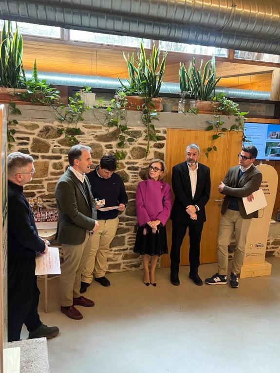 Imaxe da nova:A directora xeral de Urbanismo participa na entrega dos II Premios de Aquitectura Cubiertas Verea