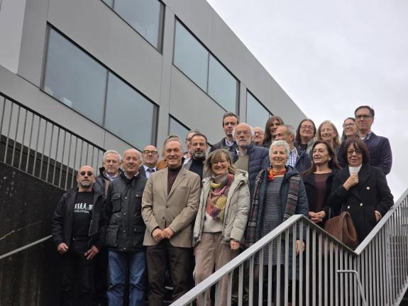 Imagen de la noticia:La Delegación Territorial de Pontevedra homenajea a los 16 funcionarios jubilados durante el año 2025