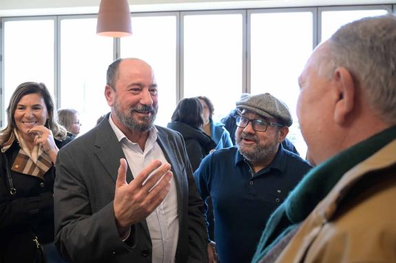 Imagen de la noticia:La Xunta apoya la ordenación de los recursos turísticos de la Costa da Morte con la publicación del producto 'A Costa da Mor...