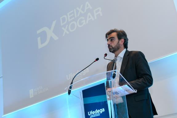 Imaxe da nova:A Xunta súmase ao proxecto ‘Deixa xogar’ promovido pola Unión de Federacións Deportivas Galegas para erradicar a violencia no depor...
