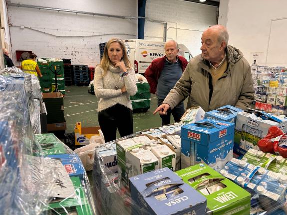Imagen de la noticia:La delegada de la Xunta en Ferrol reitera el compromiso del Gobierno gallego con el Banco de Alimentos Rías Altas