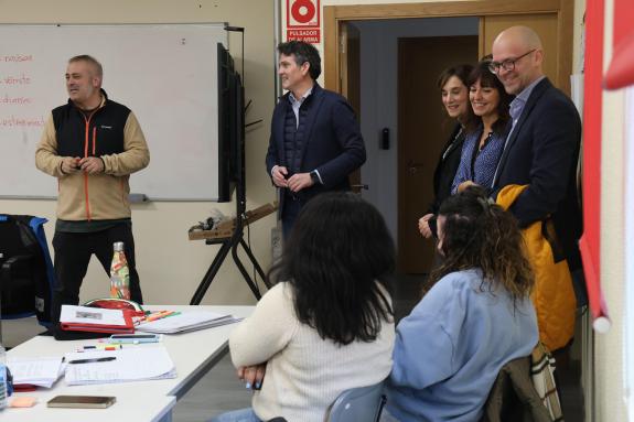 Imaxe da nova:A Xunta e Cruz Vermella colaboran para formar a persoas desempregadas no ámbito da atención sociosanitaria