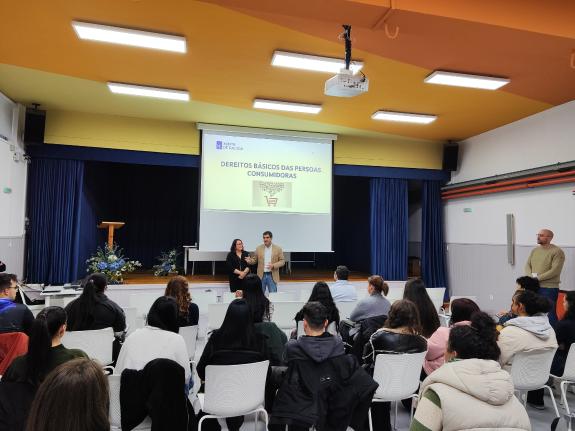 Imaxe da nova:A Xunta fomenta no Barco de Valdeorras o consumo responsable a través da iniciativa Infonadal