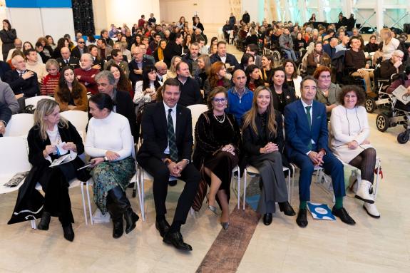 Imagen de la noticia:La Xunta felicita a la entidad Daño Cerebral Santiago por 25 años siendo un referente en el apoyo a las personas con discapa...