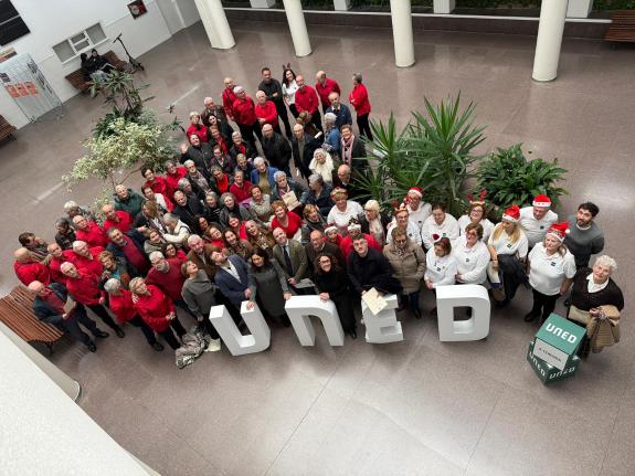 Imagen de la noticia:A Xunta destaca a importancia de que as persoas adultas continúen formándose para favorecer un envellecemento activo e sauda...
