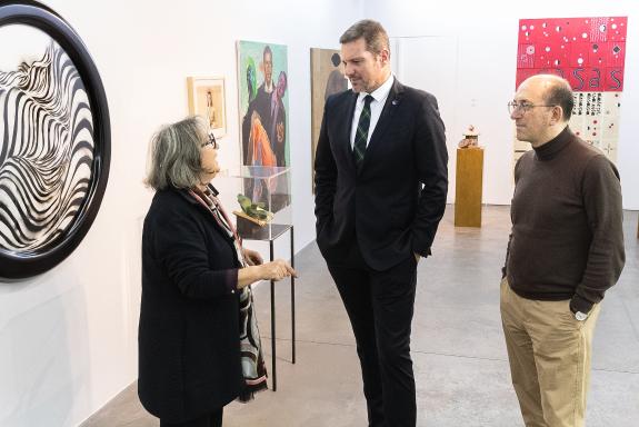 Imagen de la noticia:López Campos enxalza a contribución á promoción de artistas novos de espazos como a Galería Trinta