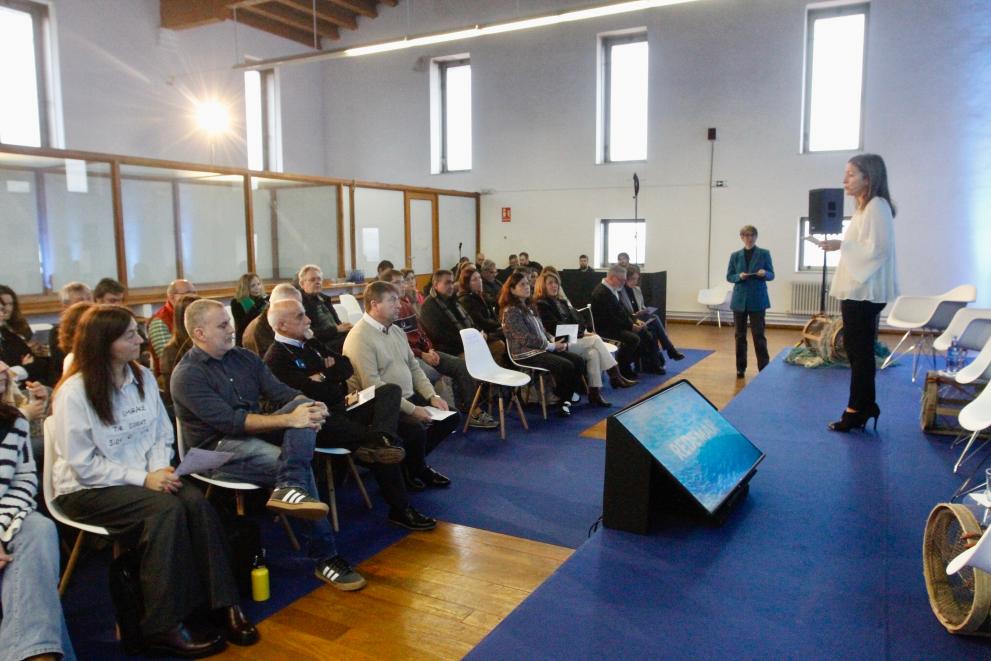 Imaxe 2 de 3 asociada á nova