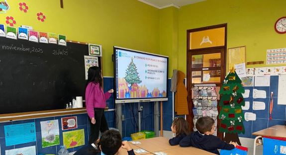 Imagen de la noticia:La Xunta fomenta el consumo responsable a través del programa Infonadal entre más de 3.300 estudiantes de cerca de 40 centro...