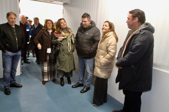 Imaxe da nova:Villaverde destaca en la inauguración de la renovada lonja de Tragove el esfuerzo de la Xunta por mejorar las condiciones de trabaj...