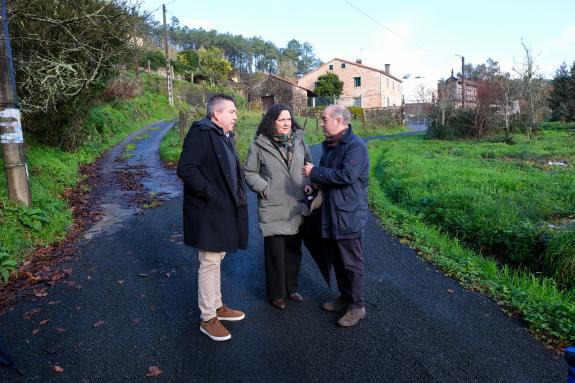 Imaxe da nova:Belén do Campo destaca o investimento da Xunta de 50.000 euros nos concellos de Rois e Brión para acondicionar o vial de Codesido a...