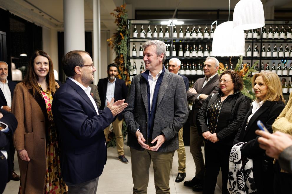 Imaxe 2 de 8 asociada á nova