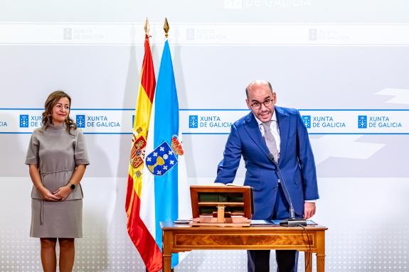 Imaxe da nova: Isaac Rosón Sánchez-Brunete toma posesión como director xeral de Pesca, Acuicultura e Innovación tecnolóxica