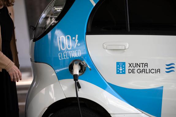 Imaxe da nova:A Xunta convocará en xaneiro as axudas para a compra de vehículos eléctricos ou de baixas emisións