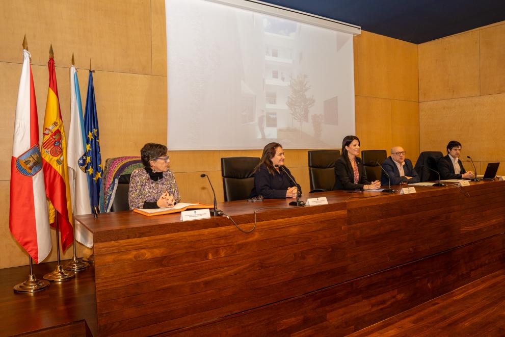 Imaxe 3 de 5 asociada á nova