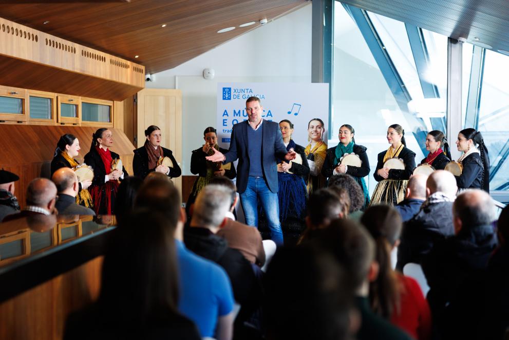 Imaxe 6 de 8 asociada á nova