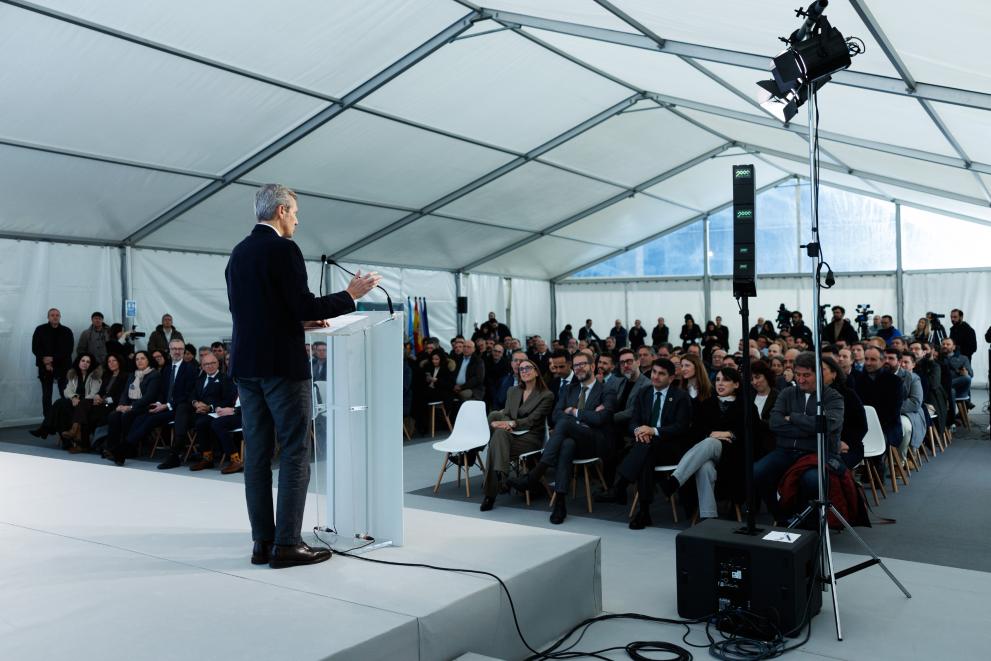 Imaxe 8 de 11 asociada á nova