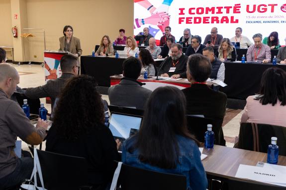 Imagen de la noticia:La Xunta defiende el consenso y el diálogo social frente al negacionismo industrial