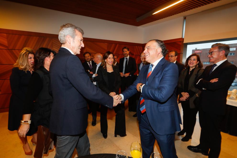 Imaxe 2 de 9 asociada á nova