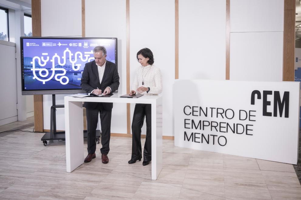 Imaxe 1 de 2 asociada á nova